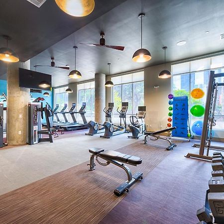 U4 Penthouse Downtown Houston Apartment ภายนอก รูปภาพ