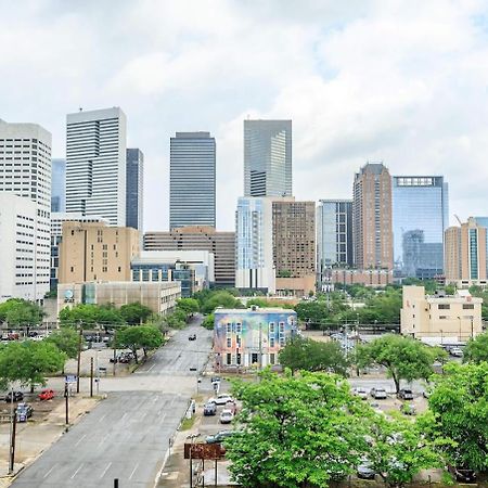 U4 Penthouse Downtown Houston Apartment ภายนอก รูปภาพ