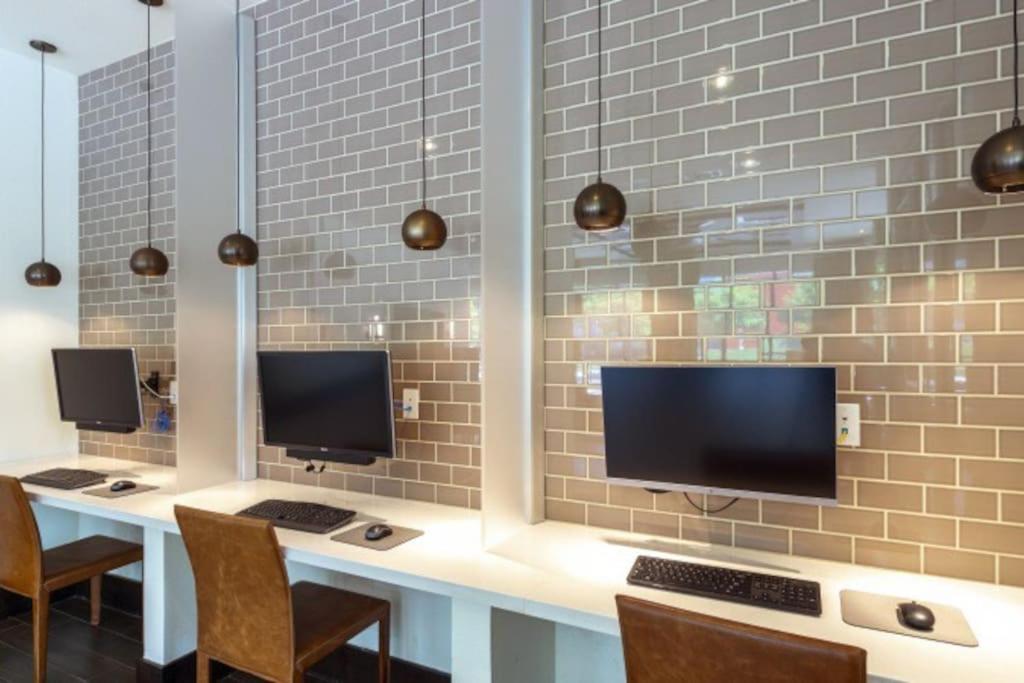 U4 Penthouse Downtown Houston Apartment ภายนอก รูปภาพ