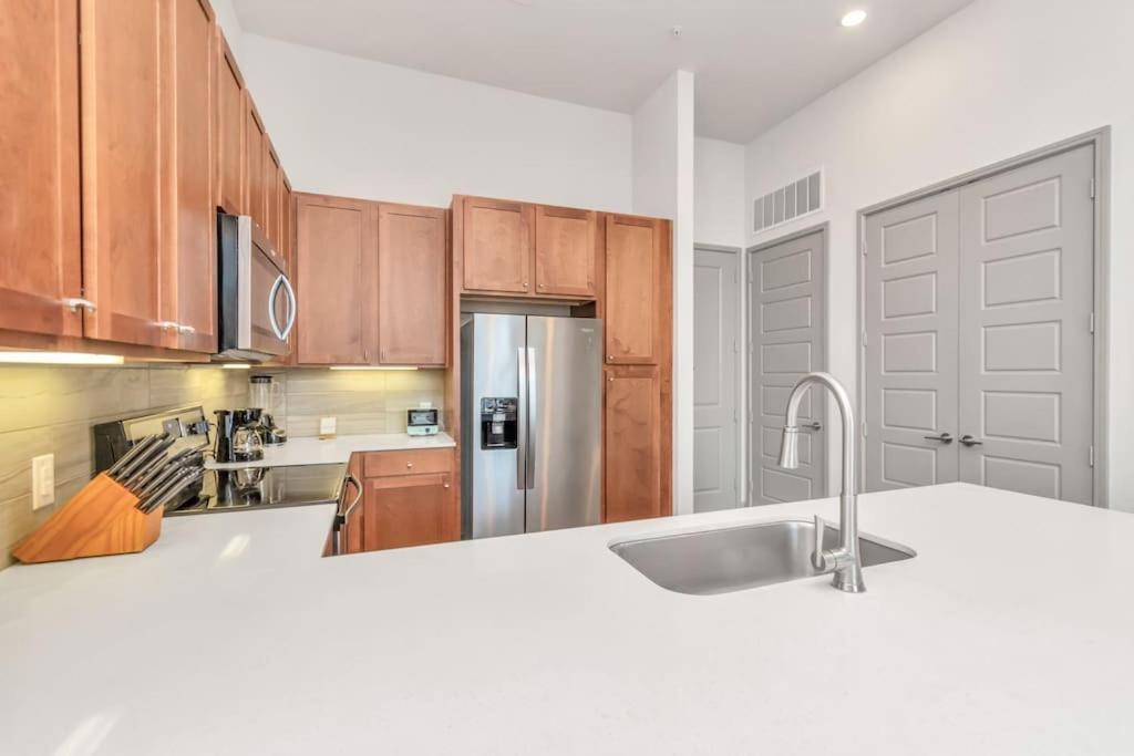 U4 Penthouse Downtown Houston Apartment ภายนอก รูปภาพ