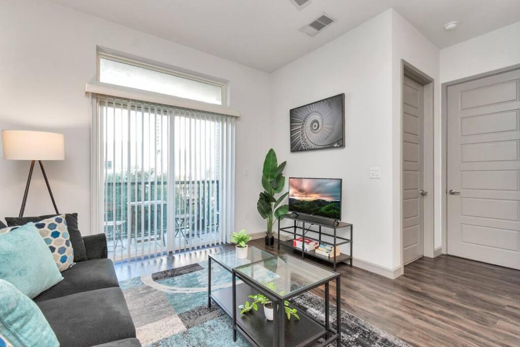 U4 Penthouse Downtown Houston Apartment ภายนอก รูปภาพ