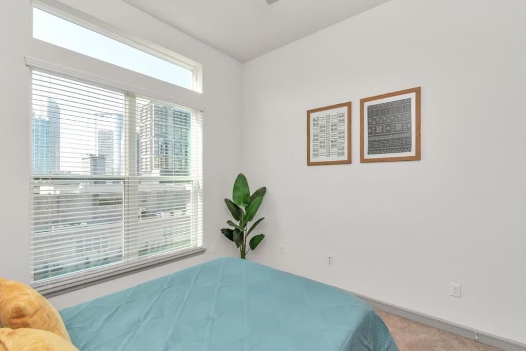 U4 Penthouse Downtown Houston Apartment ภายนอก รูปภาพ