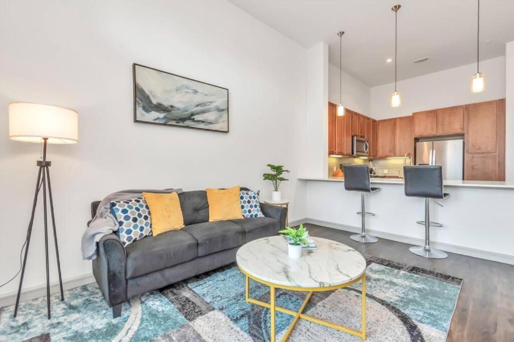 U4 Penthouse Downtown Houston Apartment ภายนอก รูปภาพ