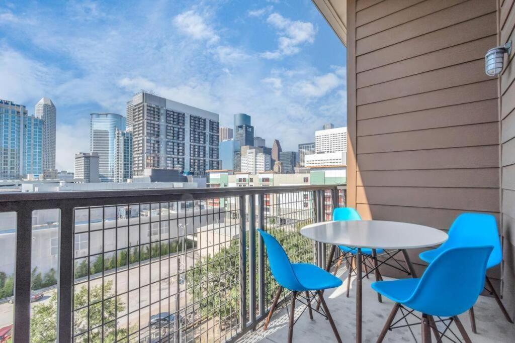 U4 Penthouse Downtown Houston Apartment ภายนอก รูปภาพ